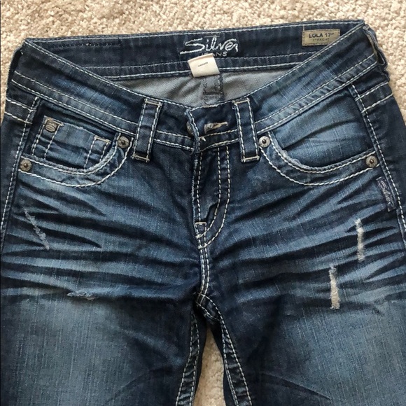 🌟Like New Silver Jeans🌟 - Picture 4 of 9